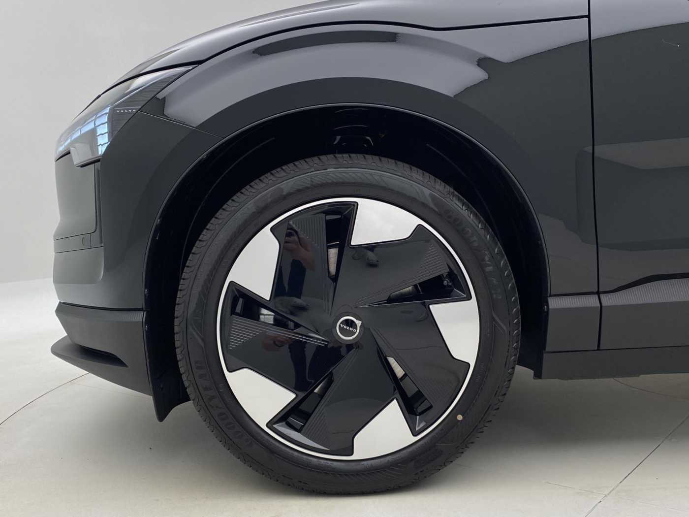 Volvo EX30