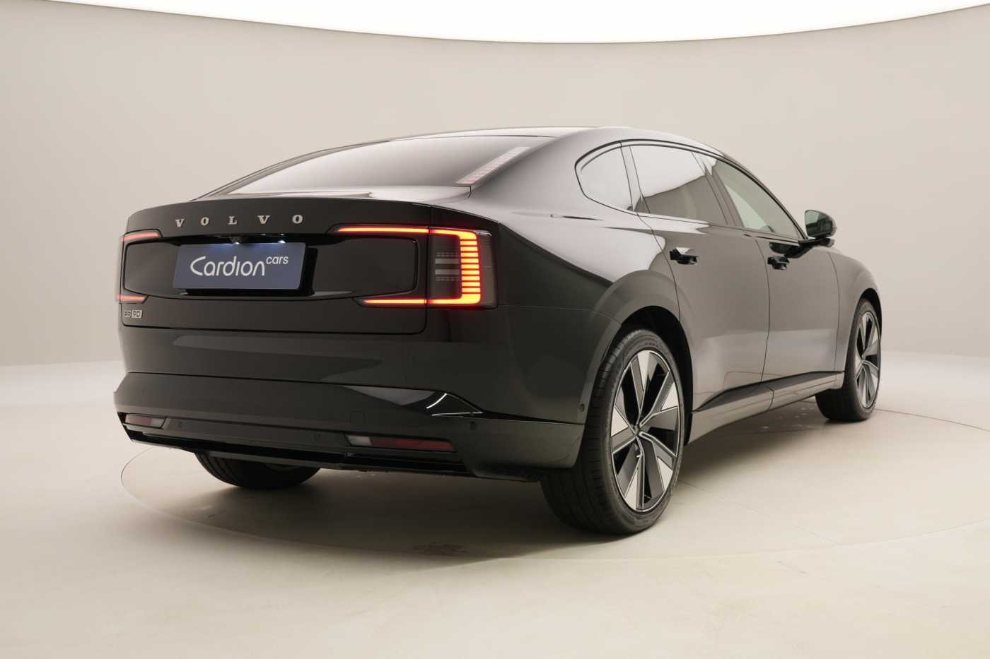 Volvo ES90