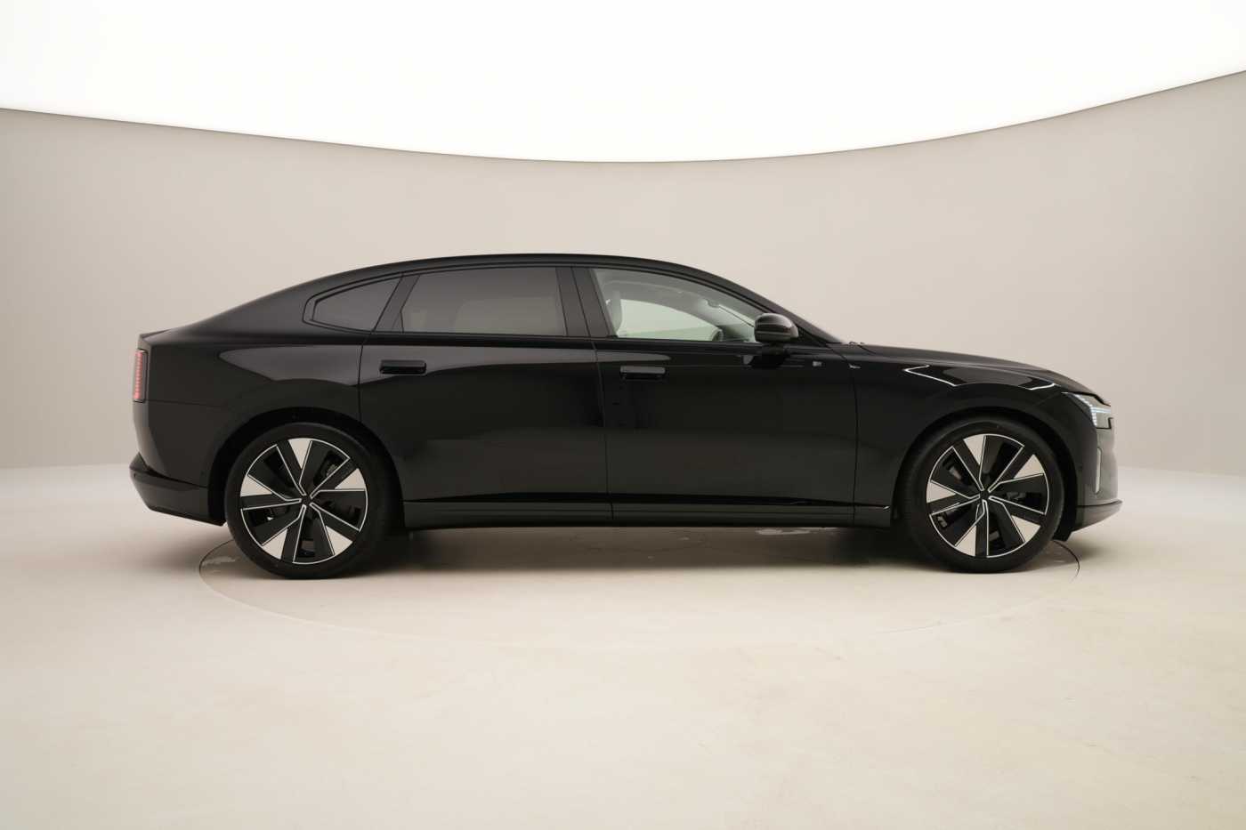 Volvo ES90