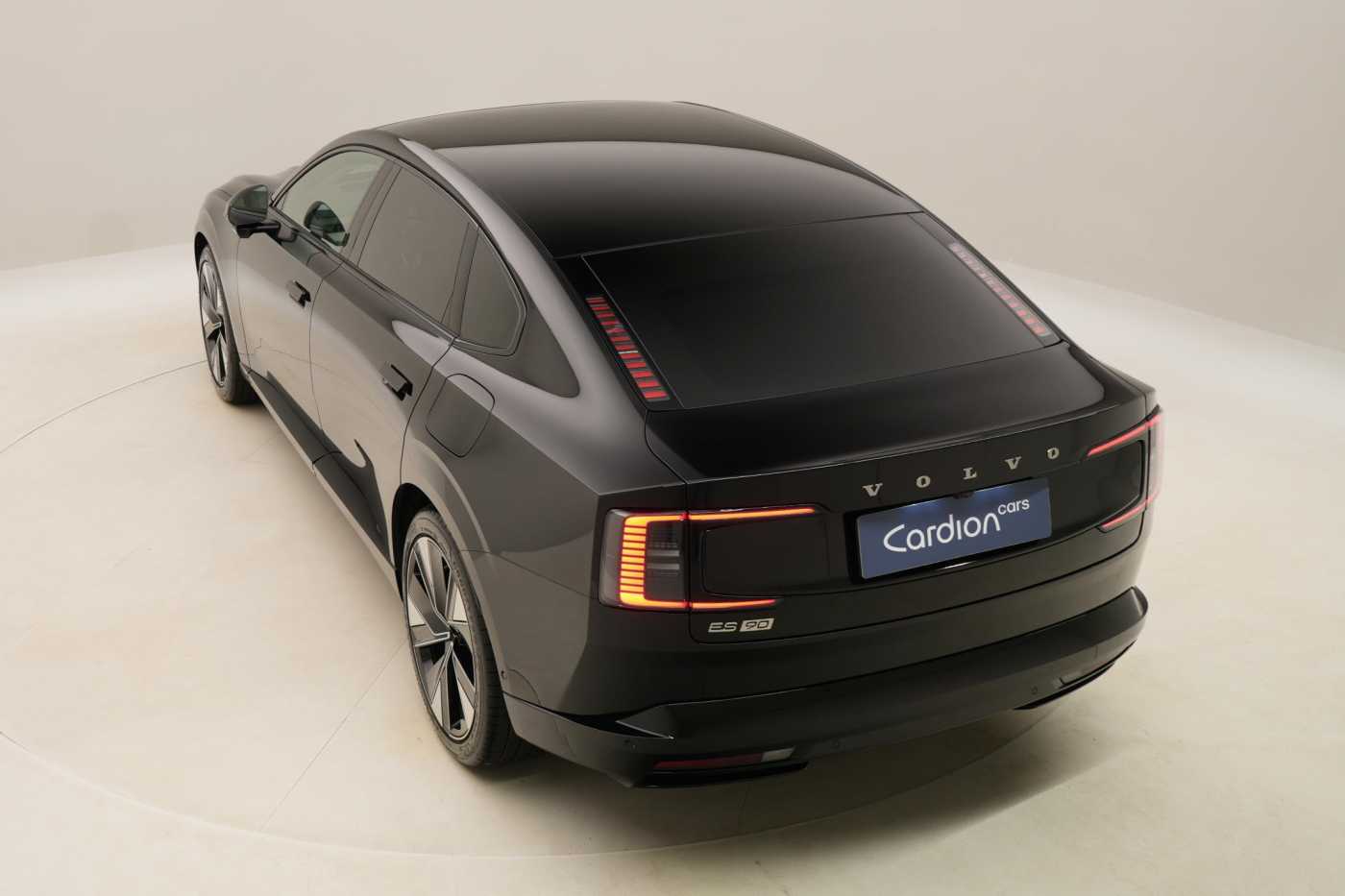Volvo ES90