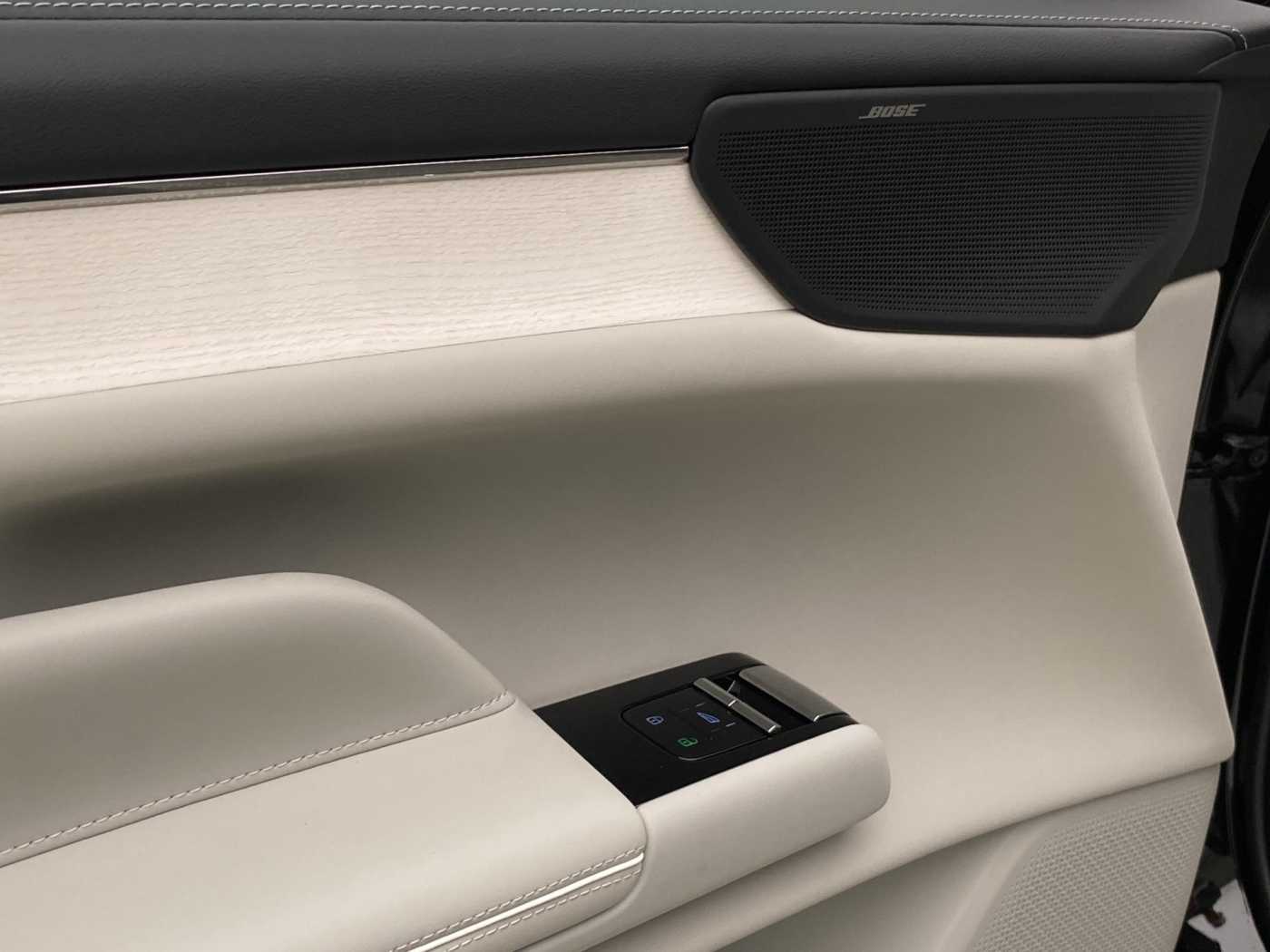 Volvo ES90