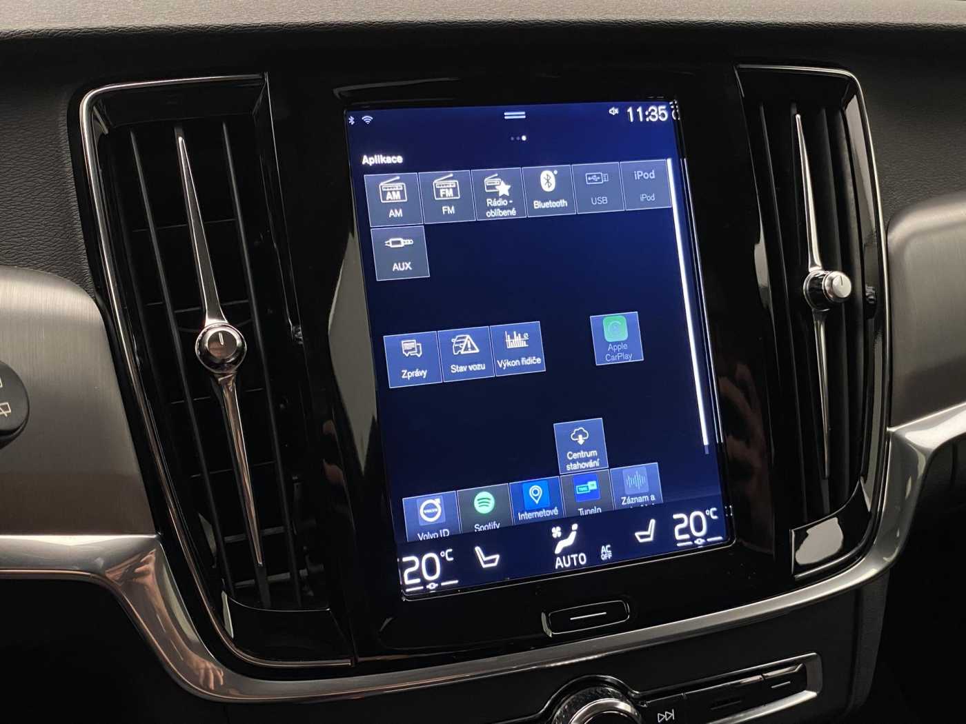 Volvo V90