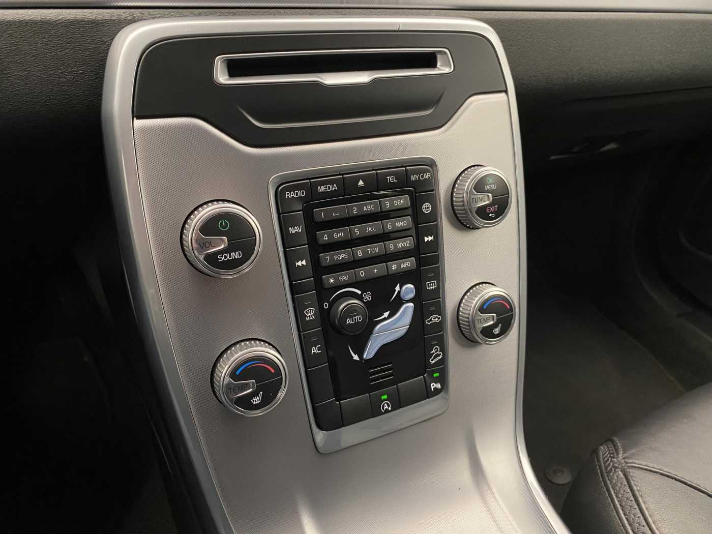 Volvo XC70