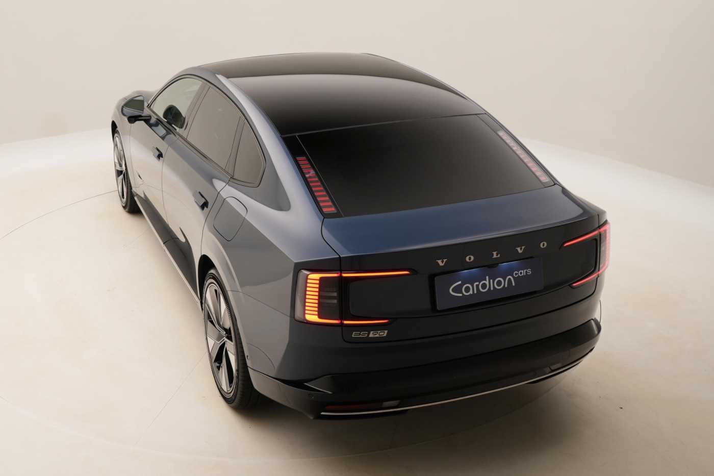 Volvo ES90
