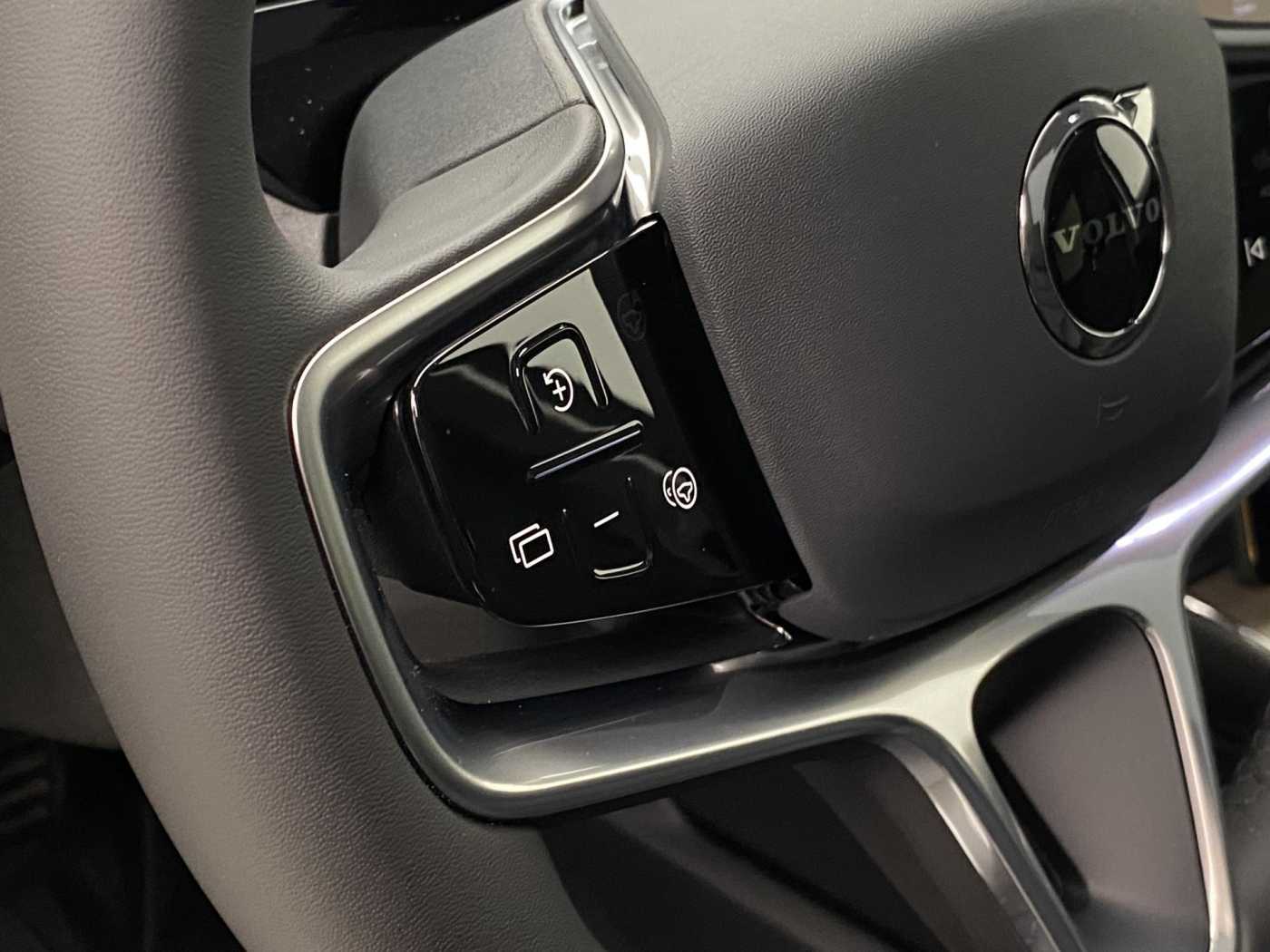 Volvo ES90