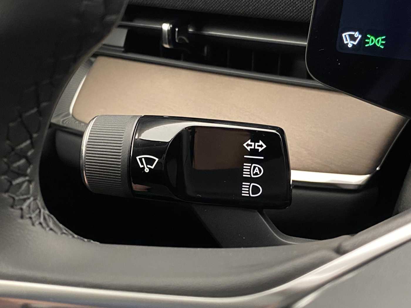Volvo ES90
