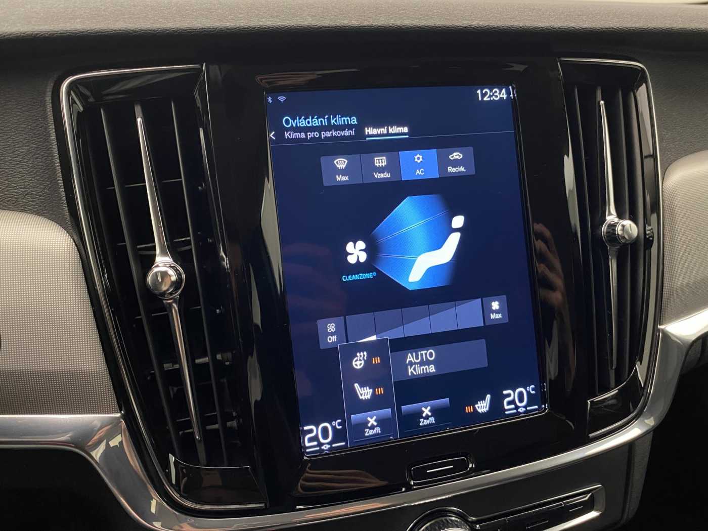 Volvo V90