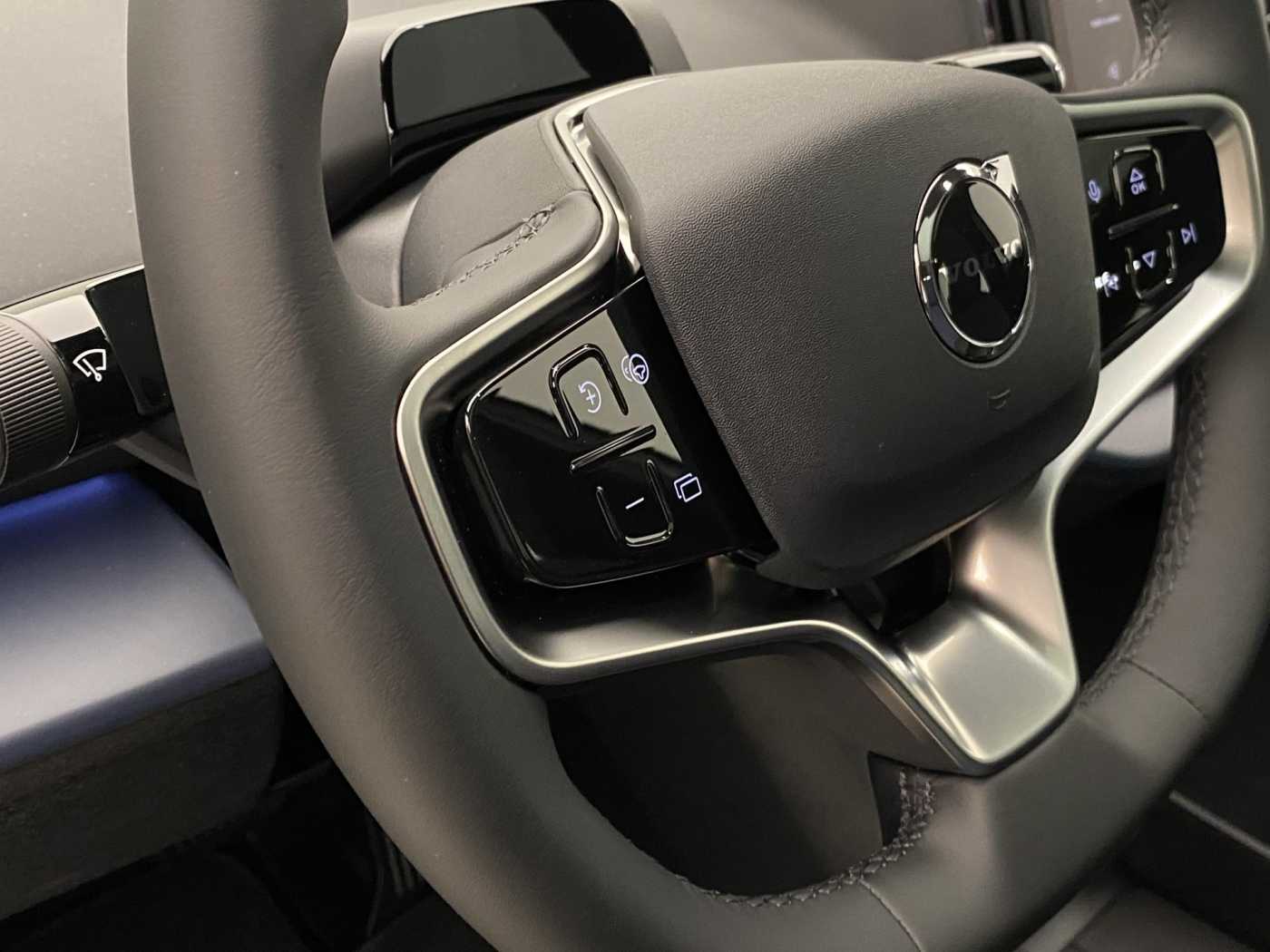 Volvo EX30