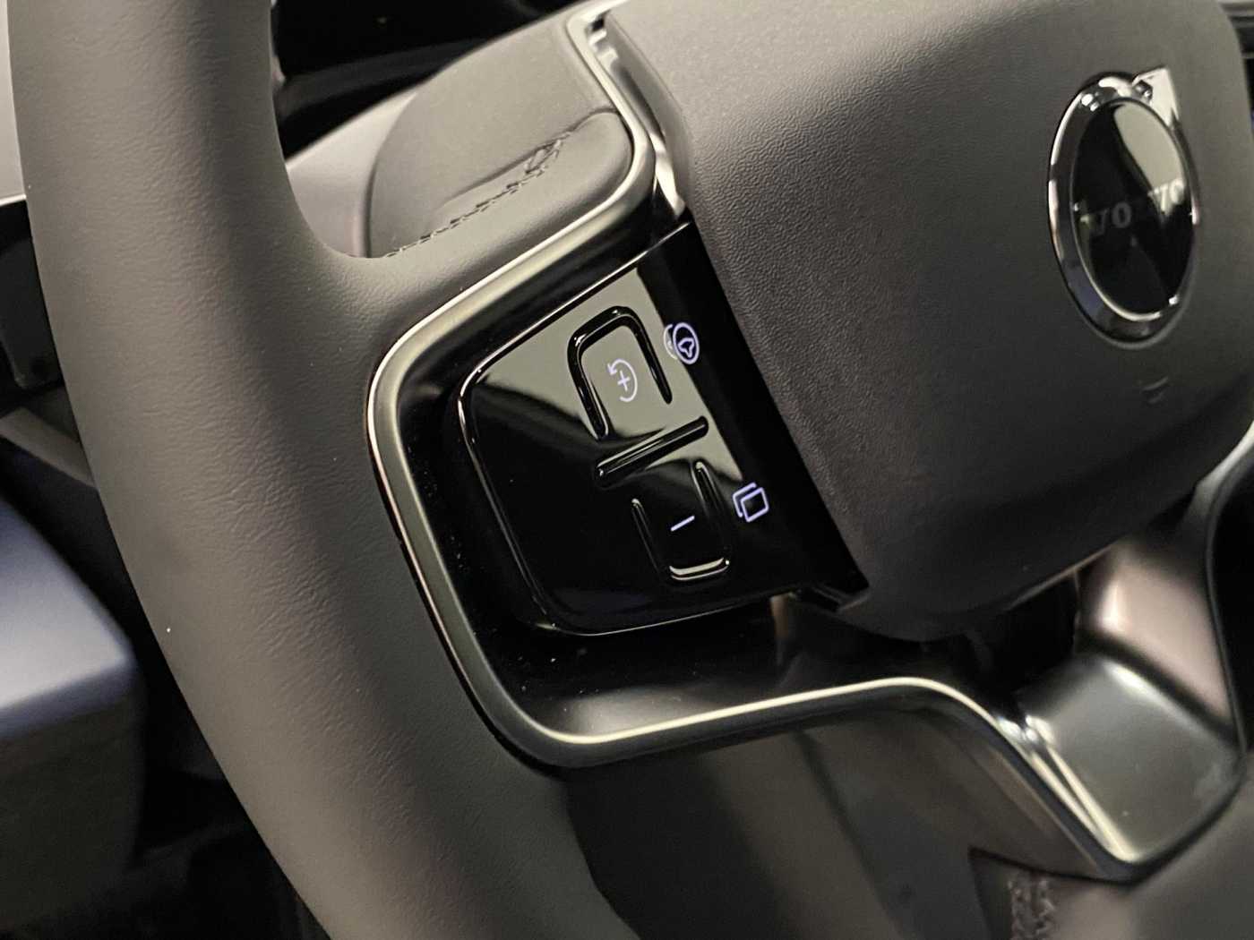 Volvo EX30