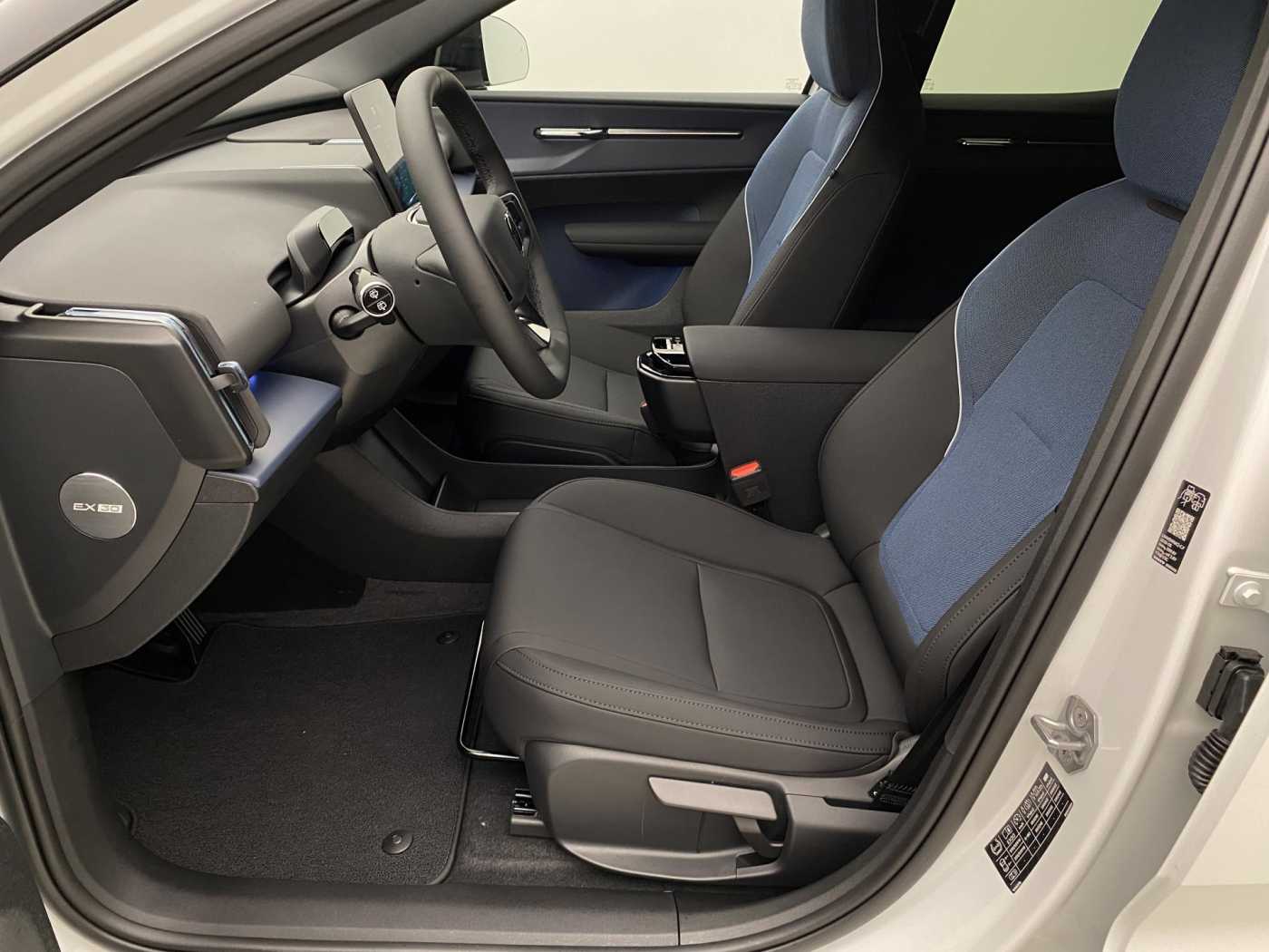Volvo EX30