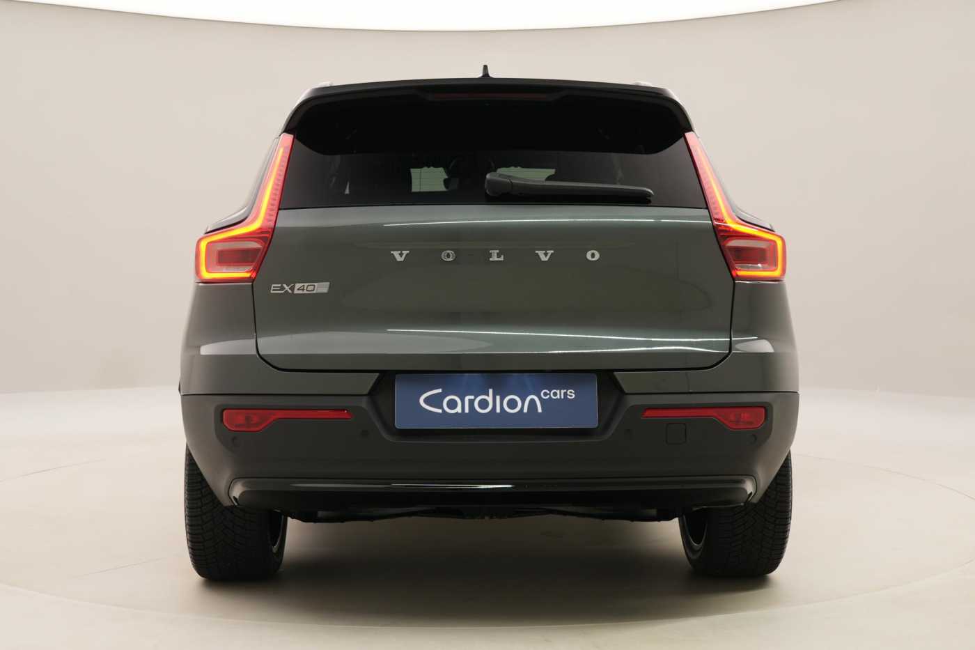 Volvo EX40