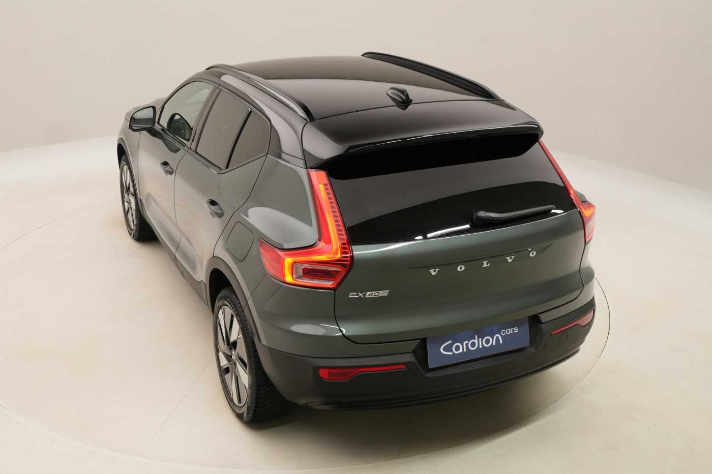 Volvo EX40