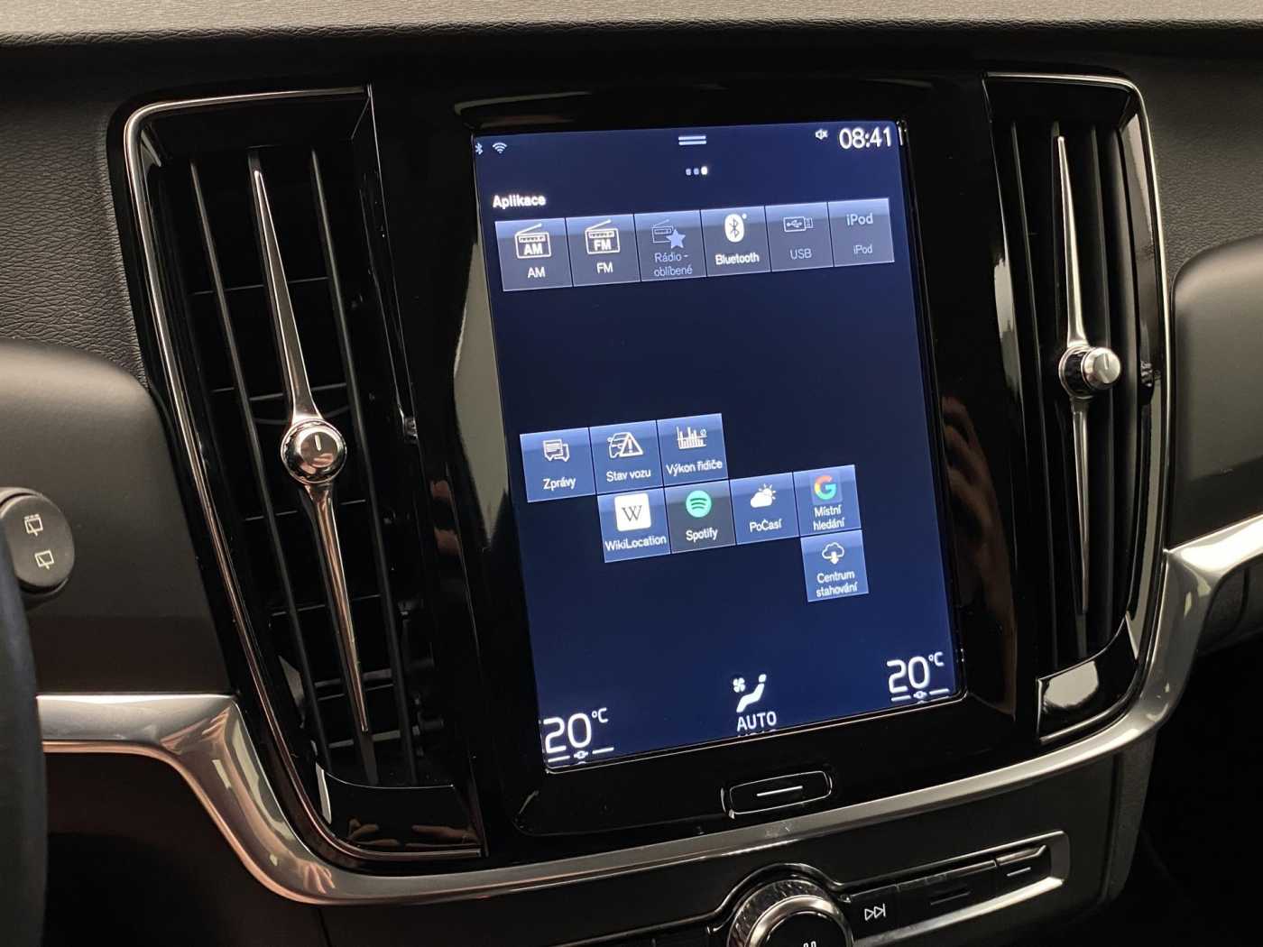Volvo V90