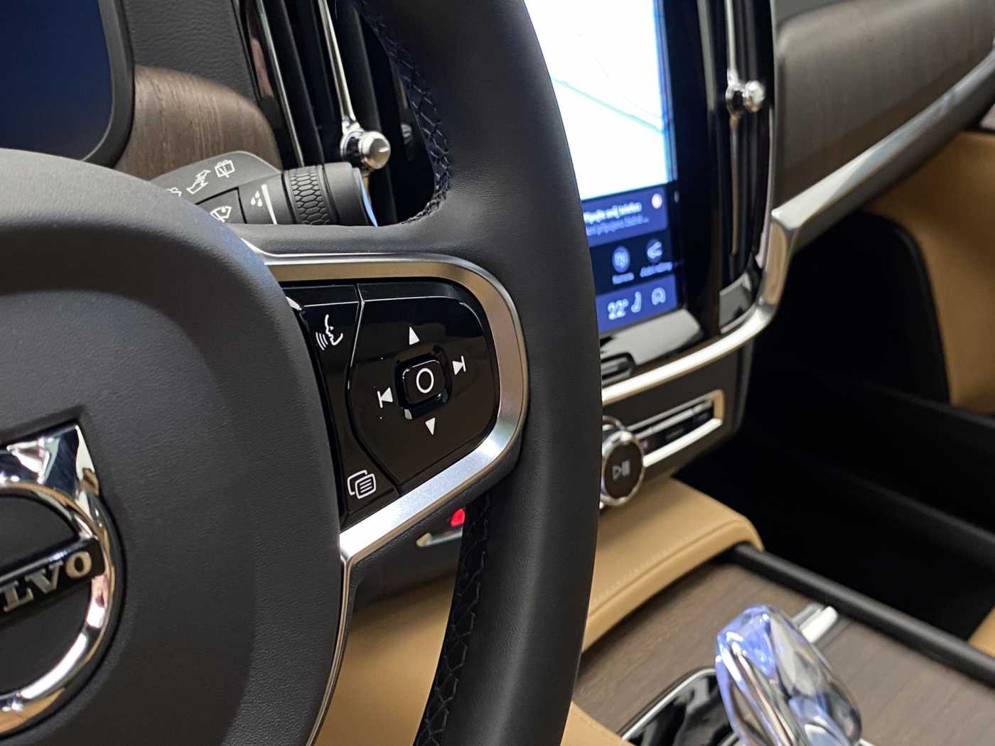 Volvo V90 Cross Country