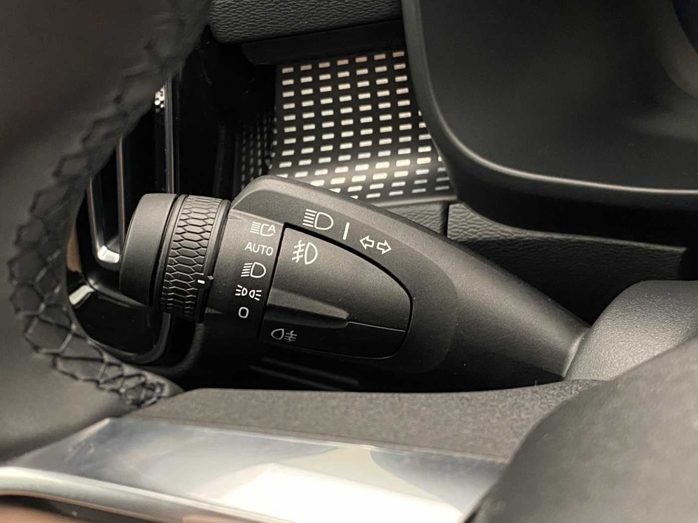 Volvo EC40