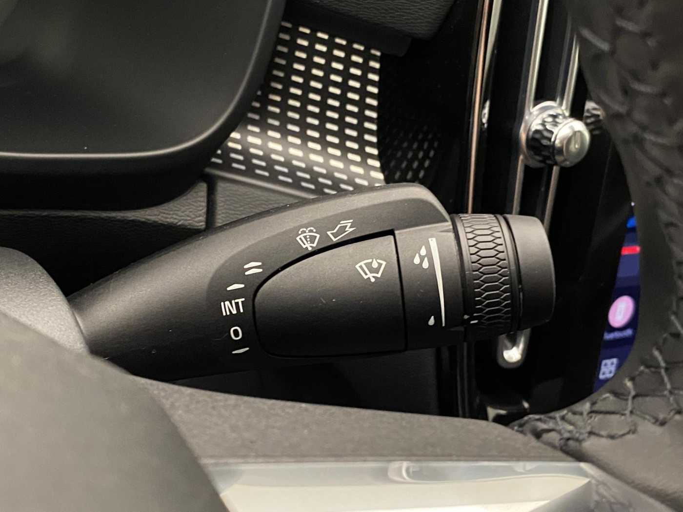 Volvo EC40