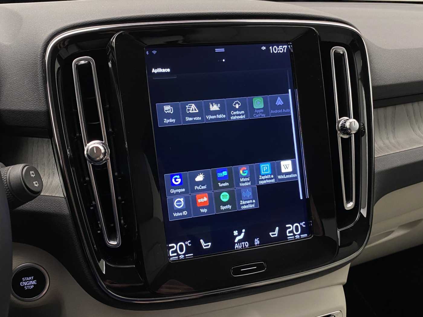 Volvo XC40