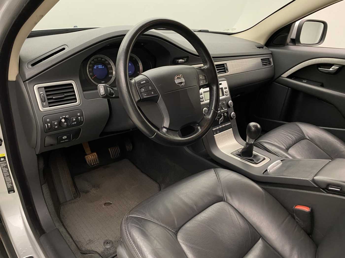 Volvo XC70