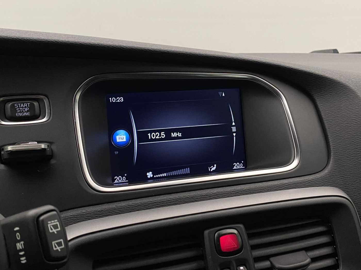 Volvo V40