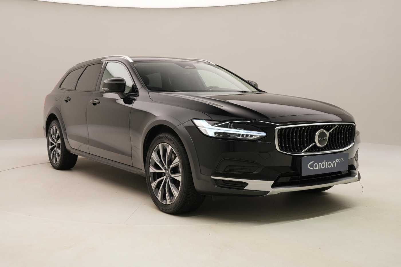 Volvo V90 Cross Country