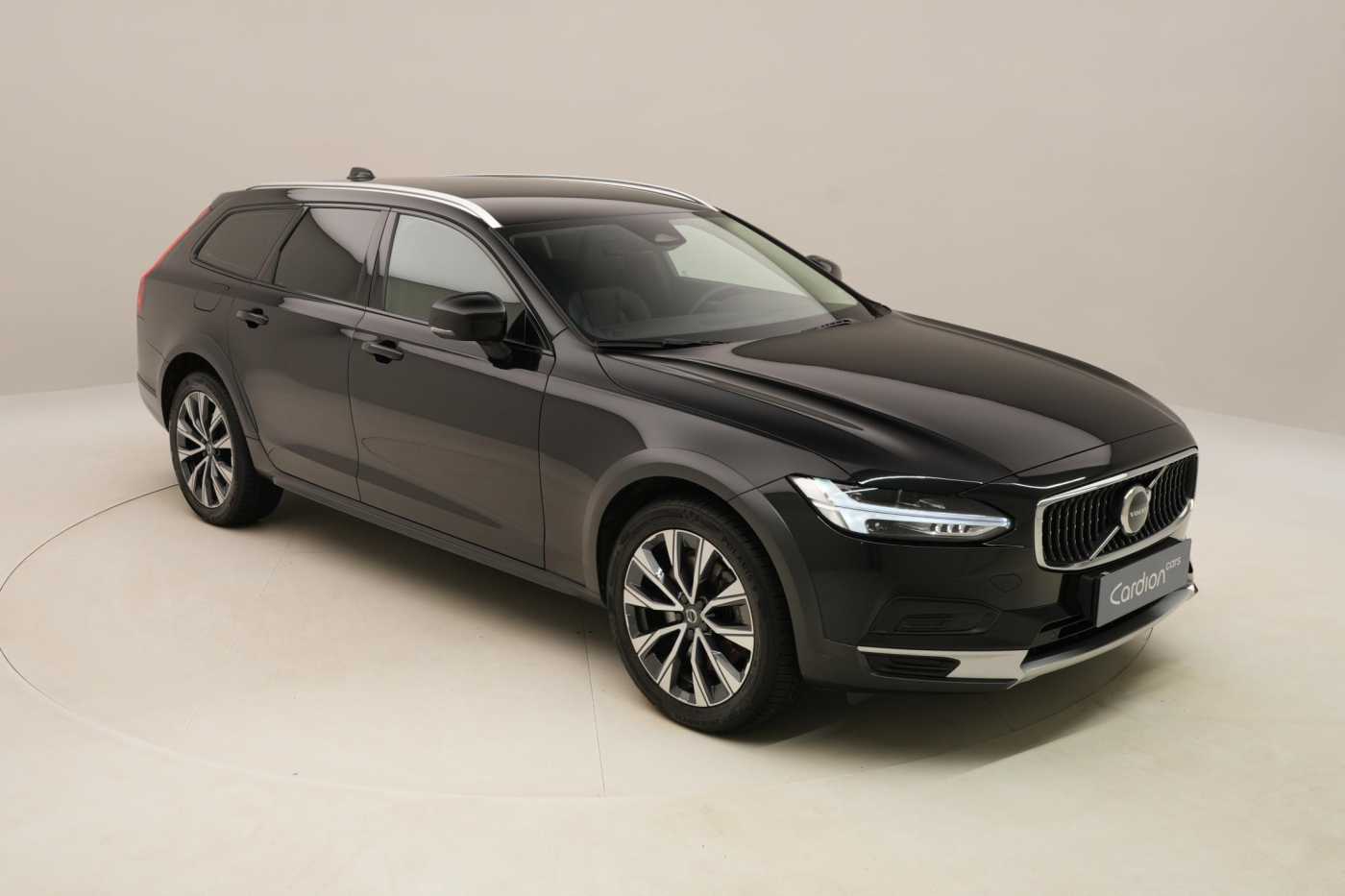 Volvo V90 Cross Country