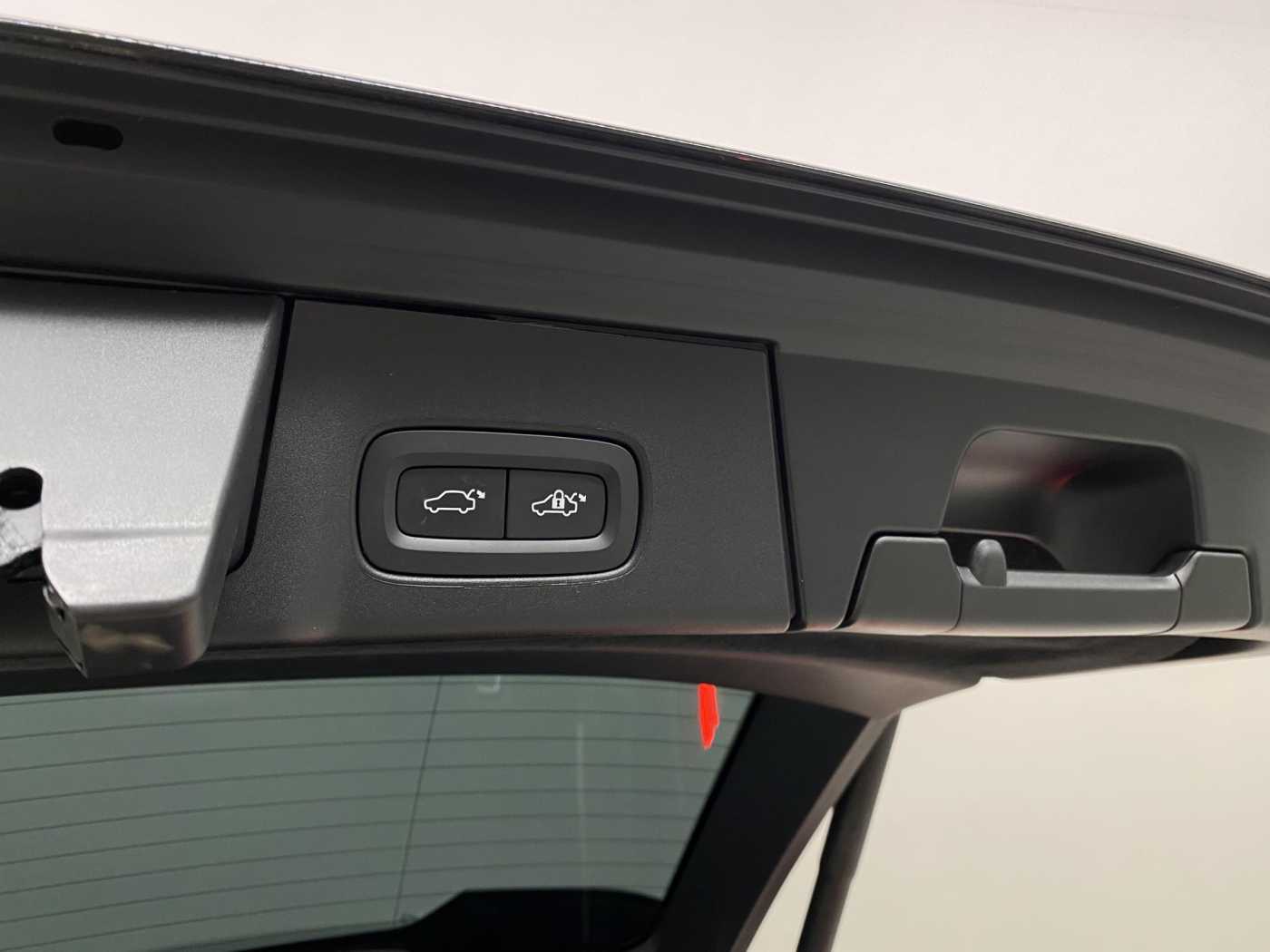 Volvo V90 Cross Country