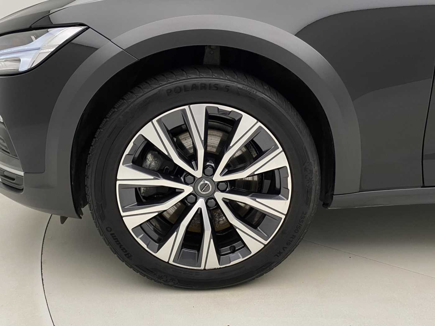 Volvo V90 Cross Country