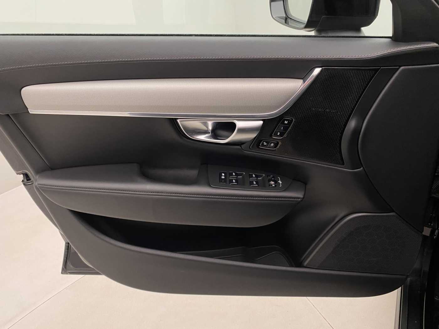 Volvo V90 Cross Country