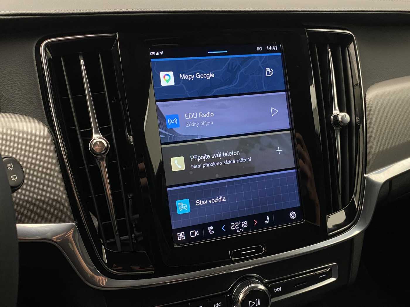 Volvo V90 Cross Country