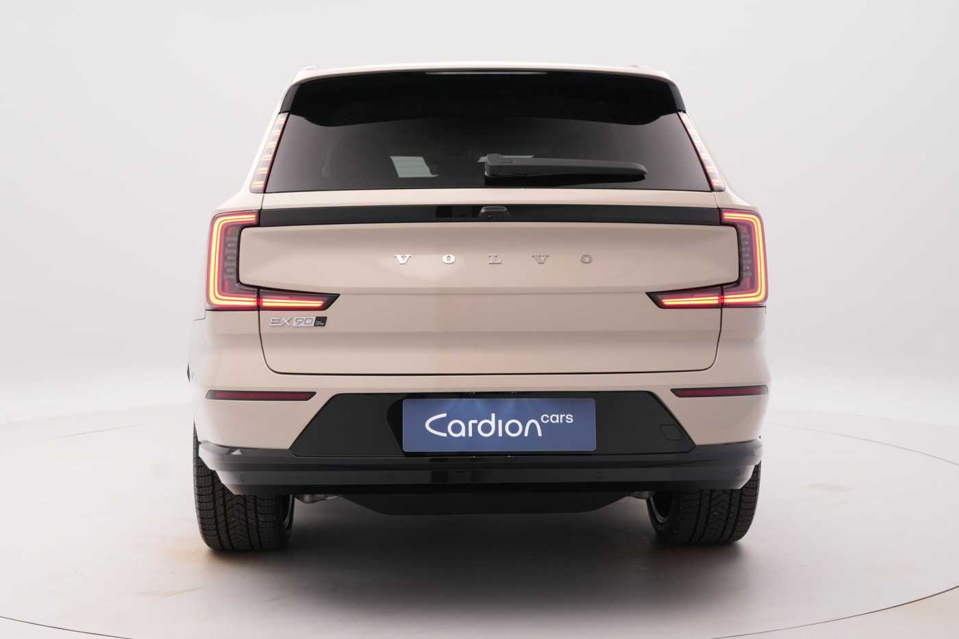 Volvo EX90