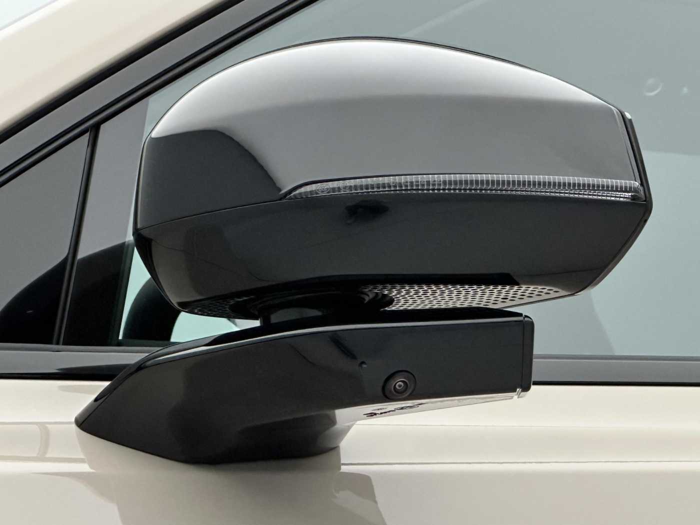 Volvo EX90