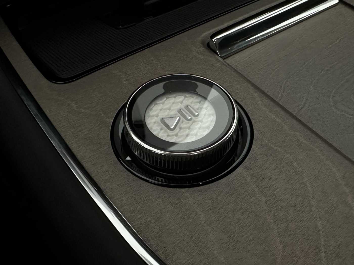 Volvo EX90