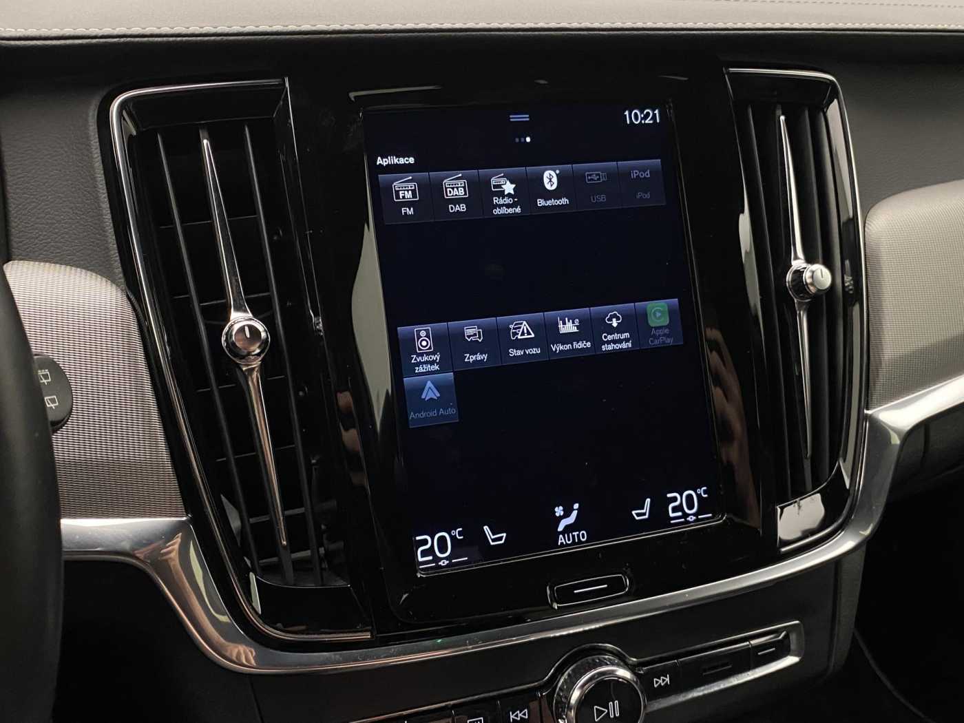 Volvo V90