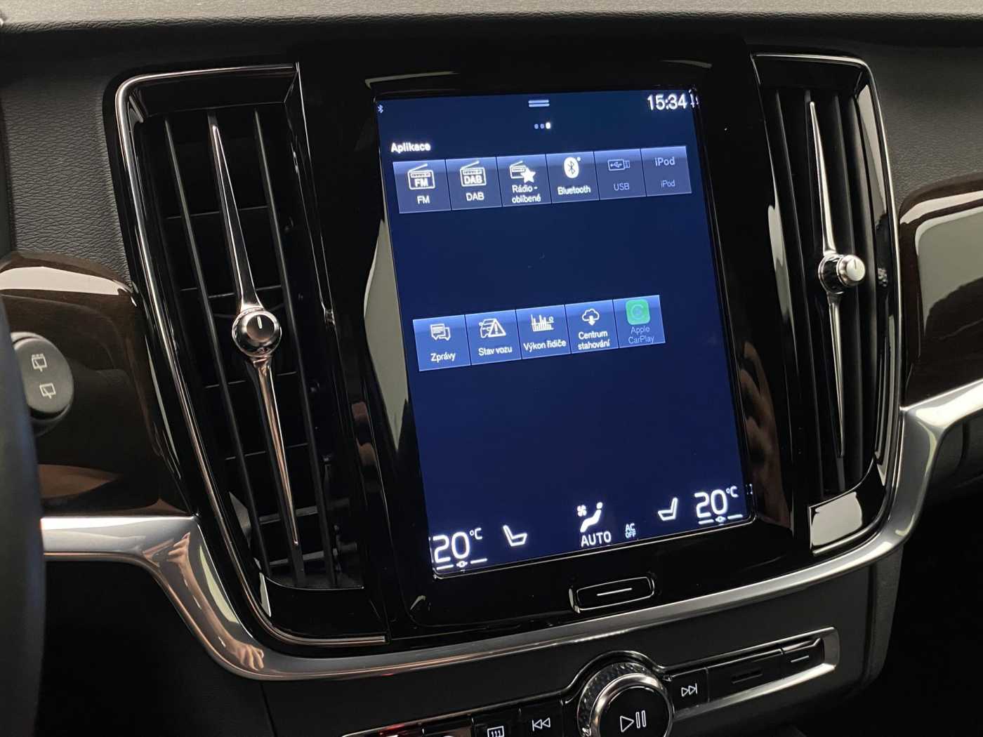 Volvo V90