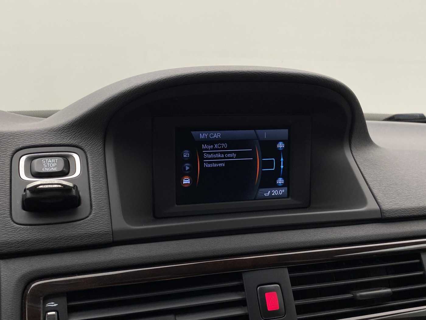 Volvo XC70