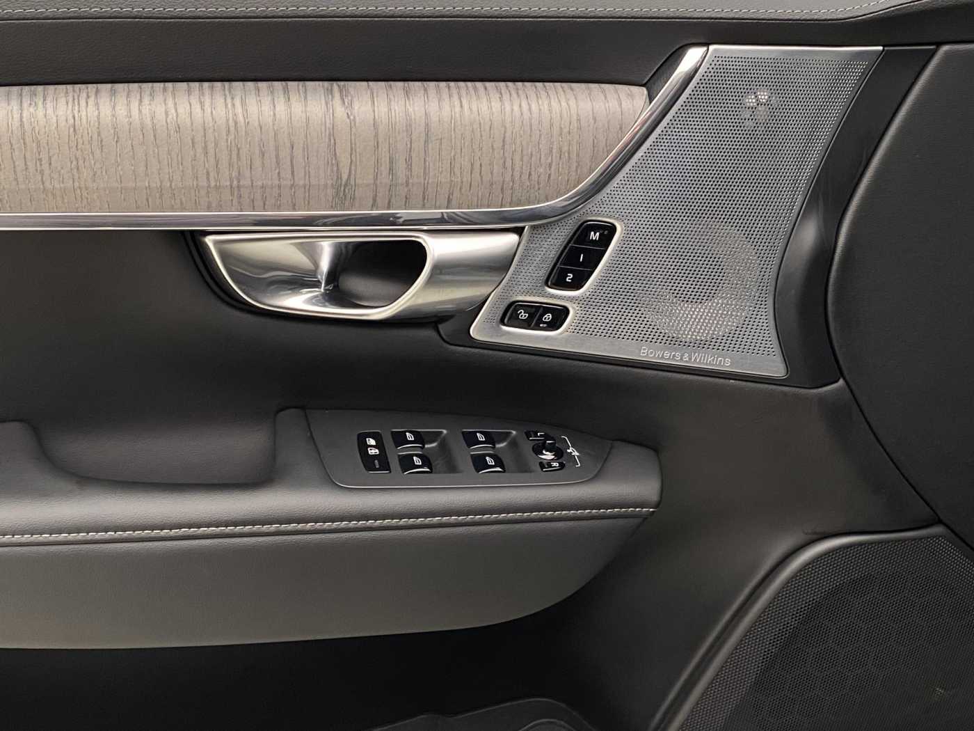 Volvo V90 Cross Country