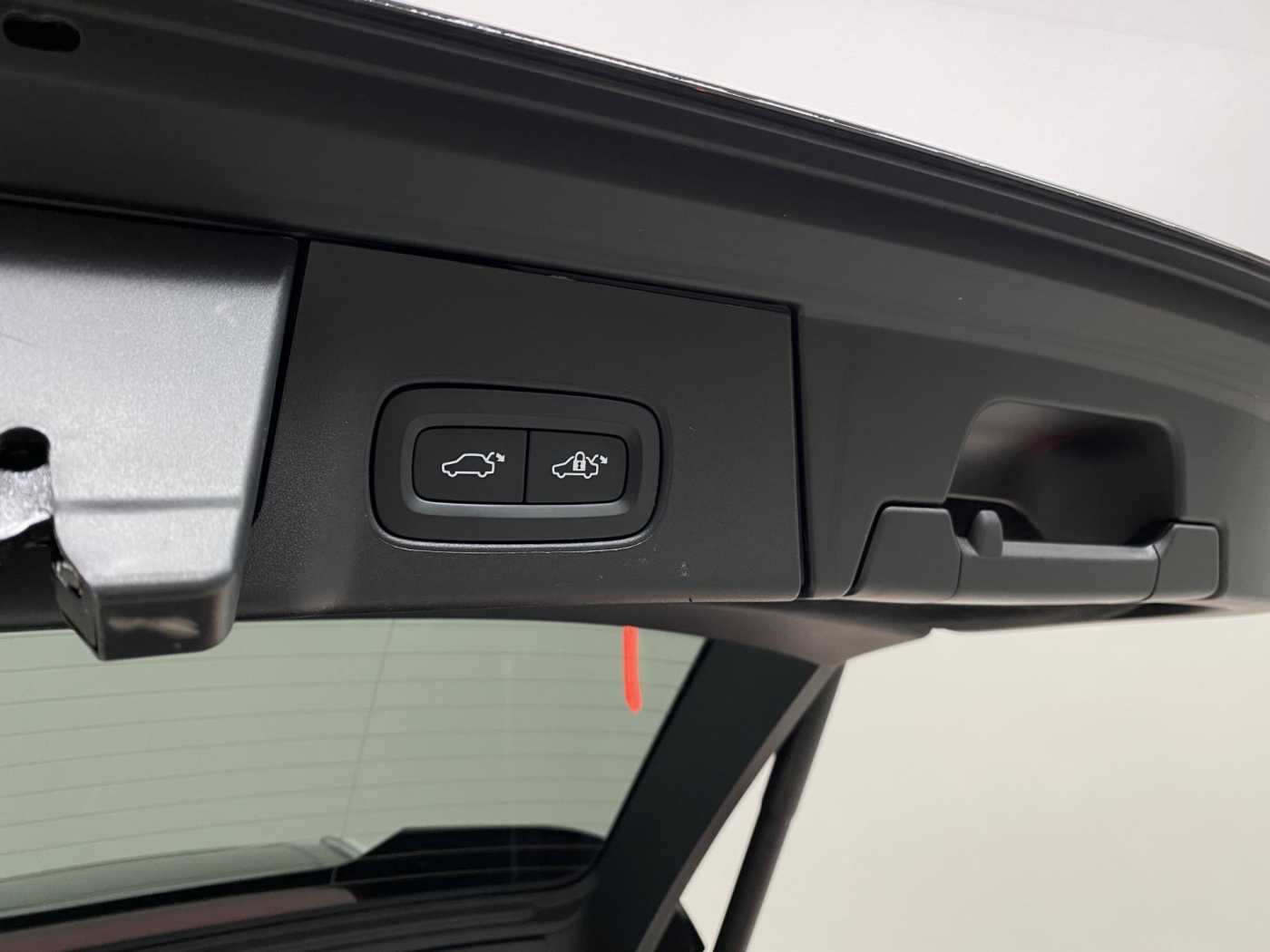 Volvo V90 Cross Country
