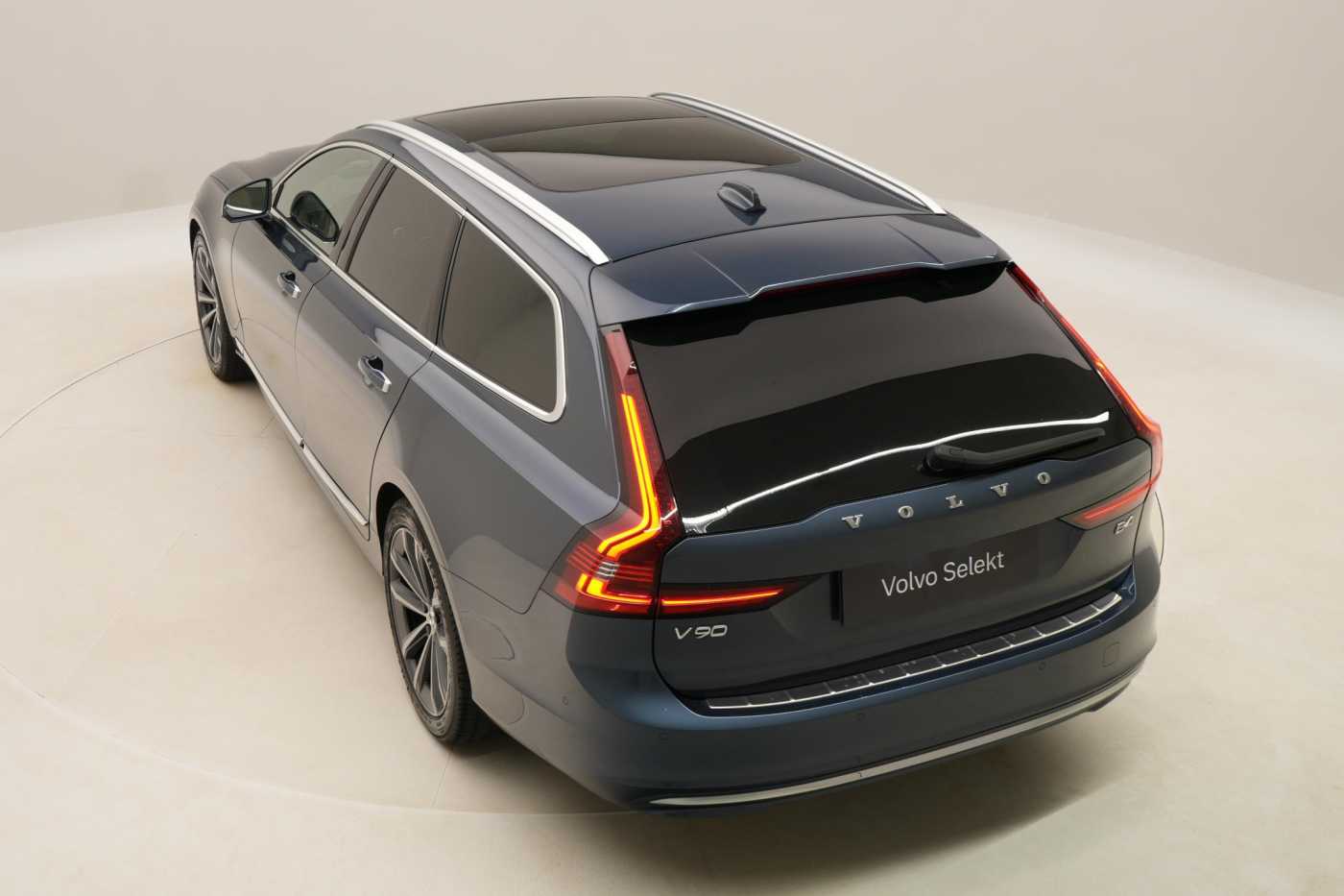 Volvo V90