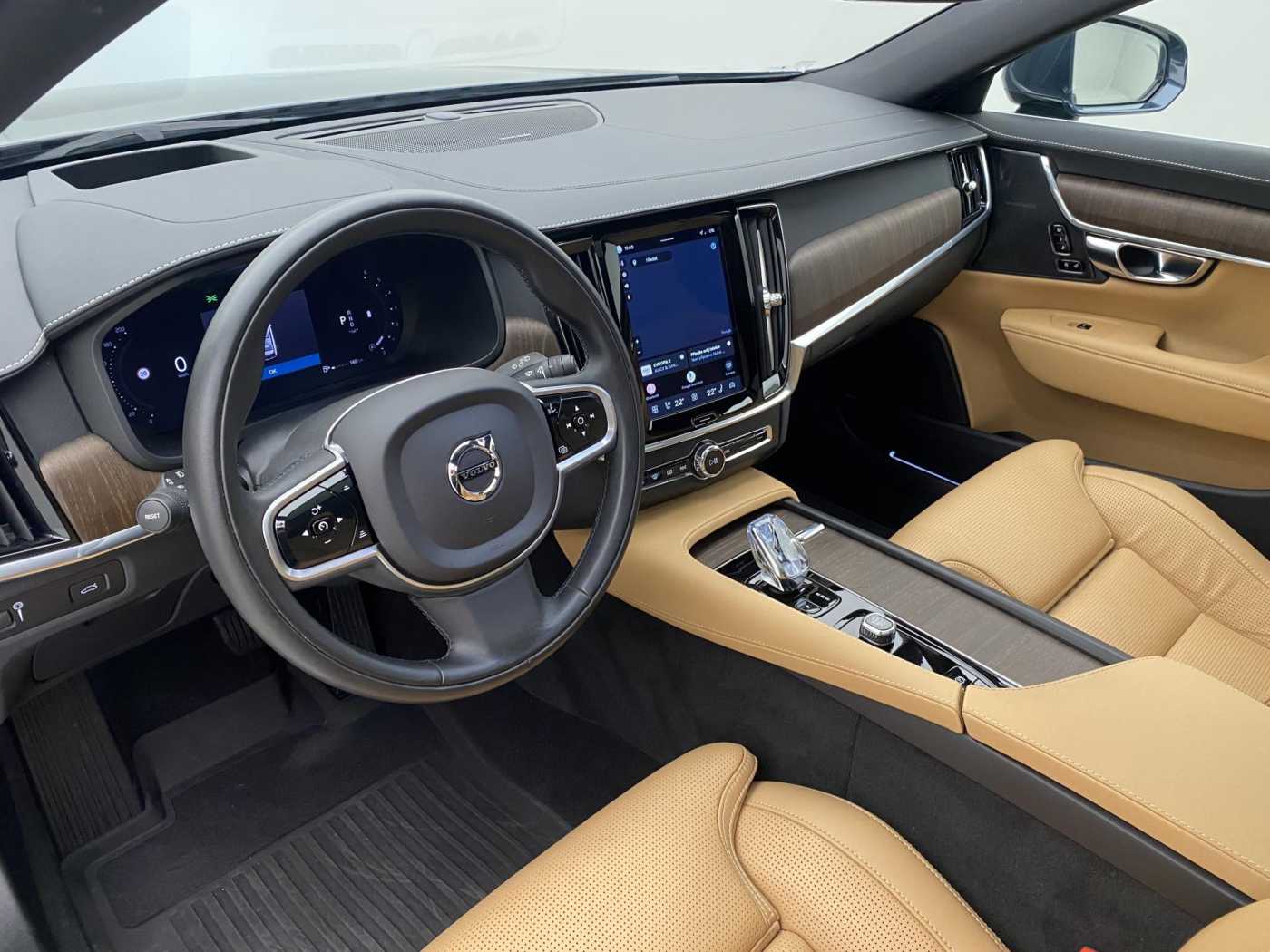 Volvo V90