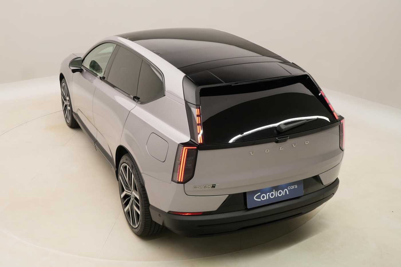 Volvo EX60