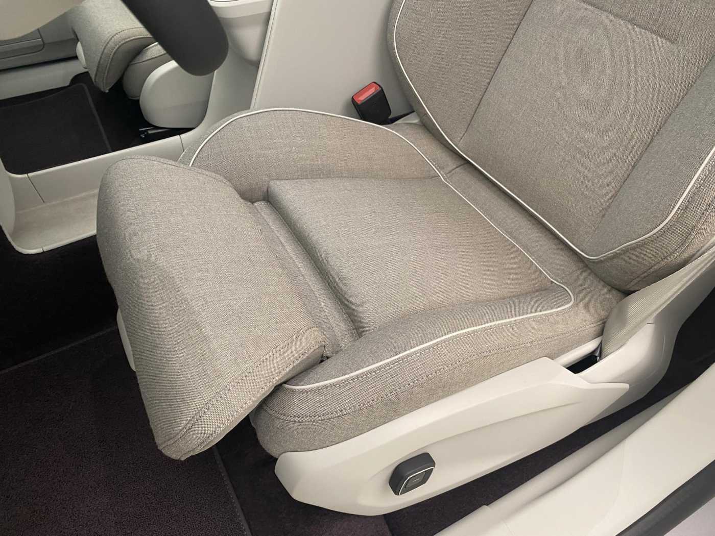 Volvo EX60