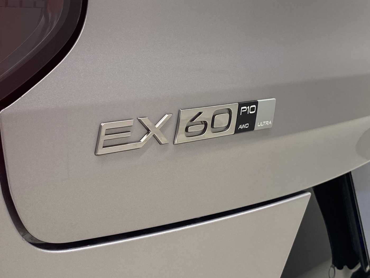 Volvo EX60