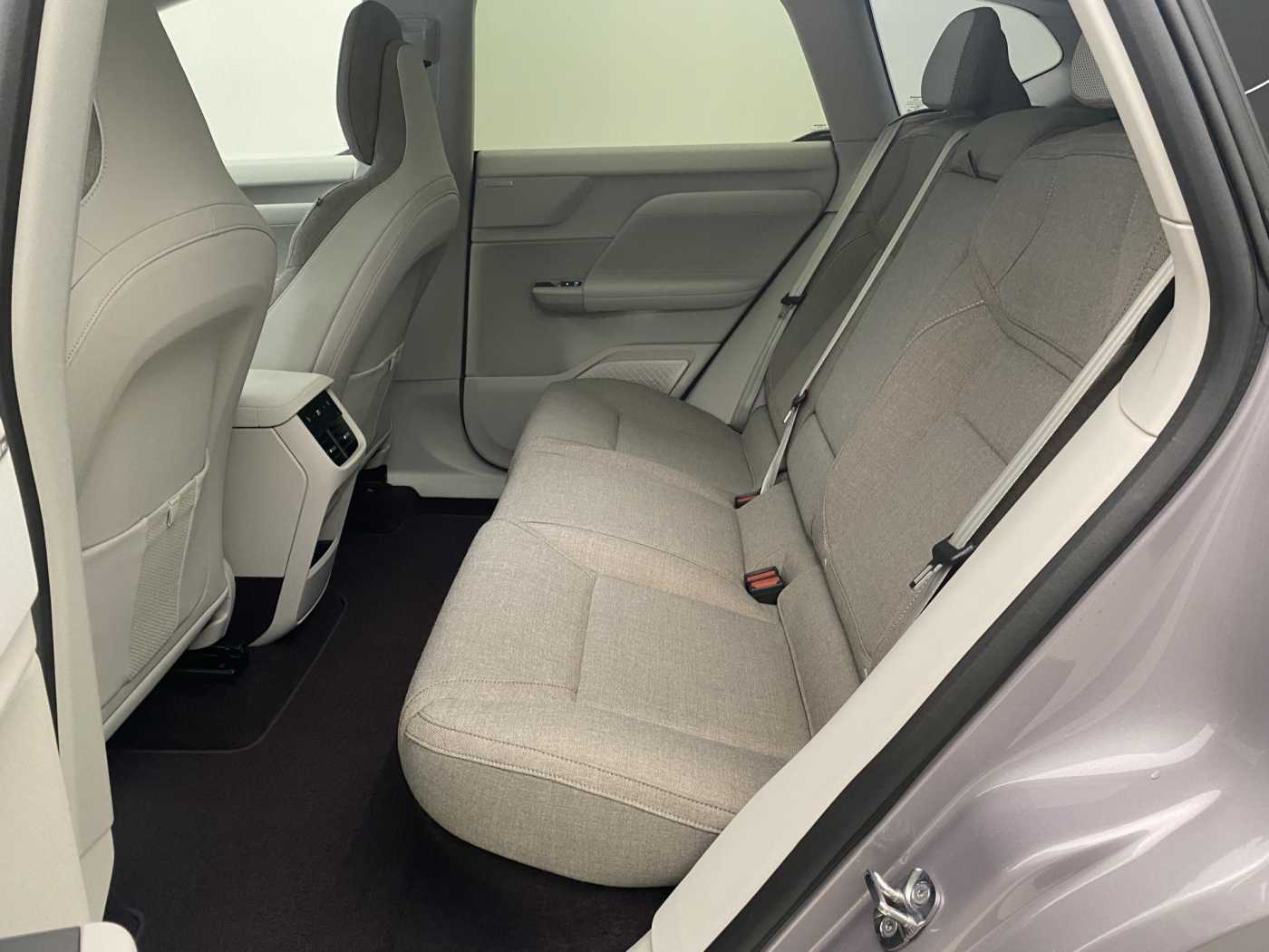 Volvo EX60