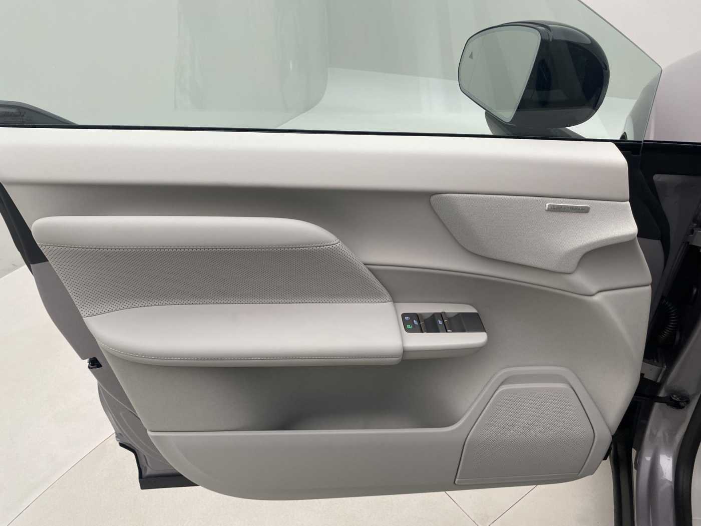 Volvo EX60