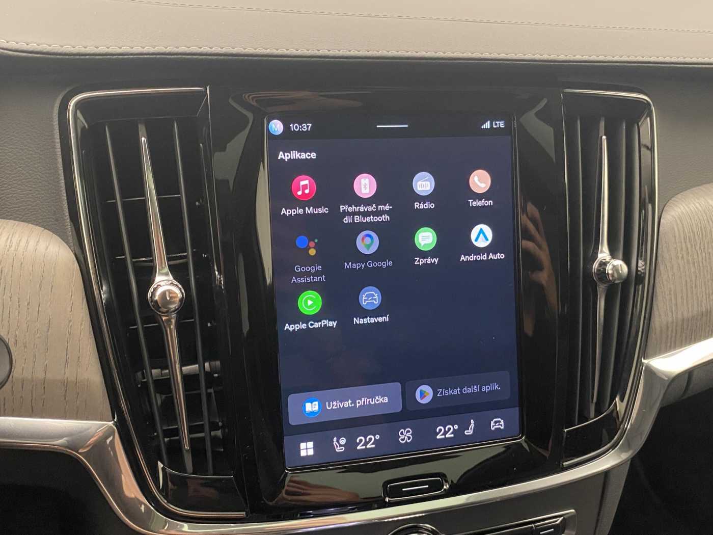 Volvo V90