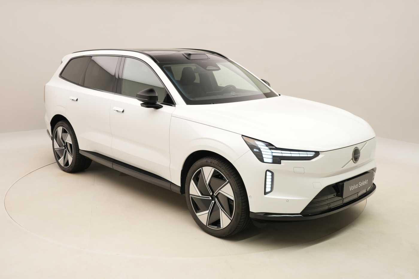 Volvo EX90