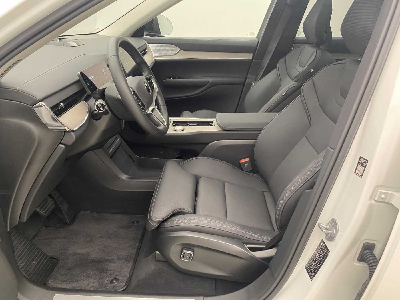 Volvo EX90