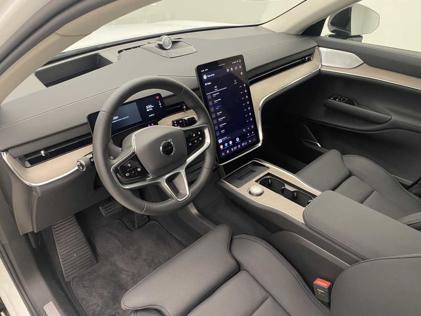 Volvo EX90