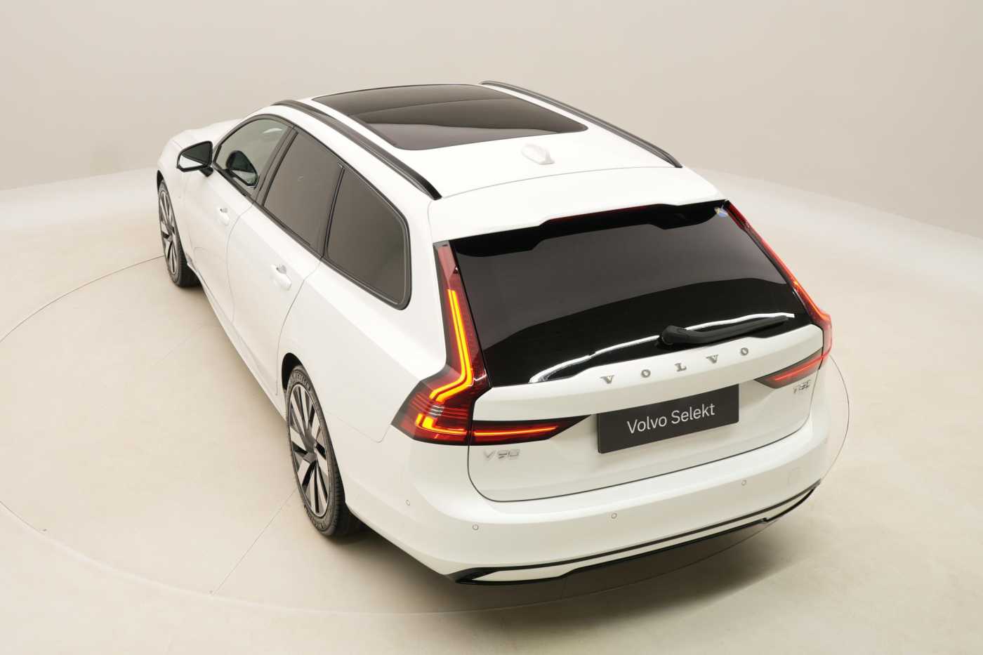 Volvo V90
