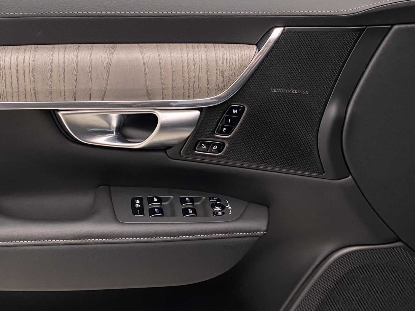 Volvo V90 Cross Country